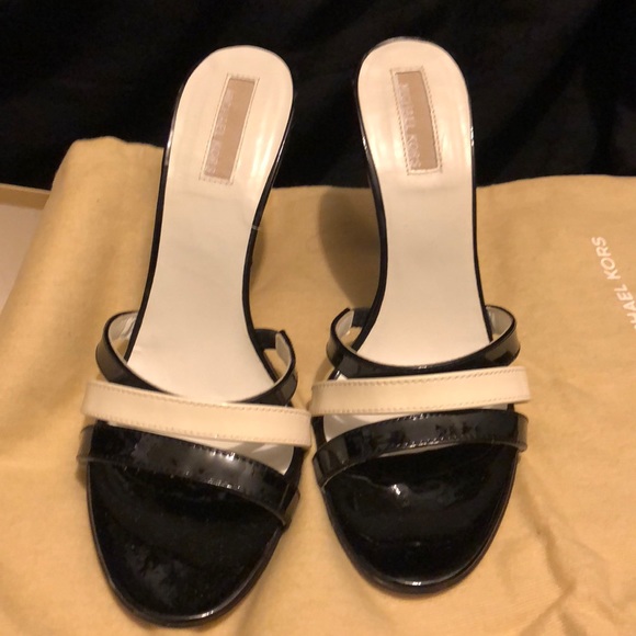 Shoes - Picture 1 of 3